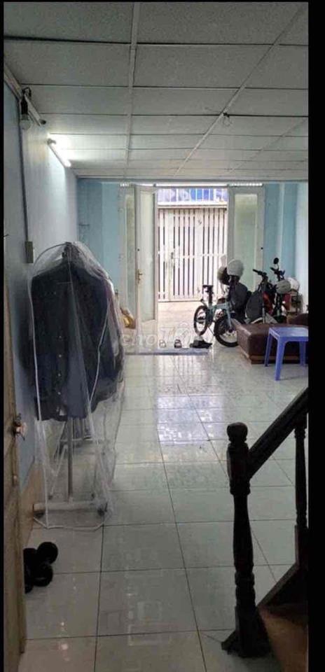 Cho thuê nhà 1 trệt 1 lầu - Rộng rãi, đường Tô Hiến Thành Q10
