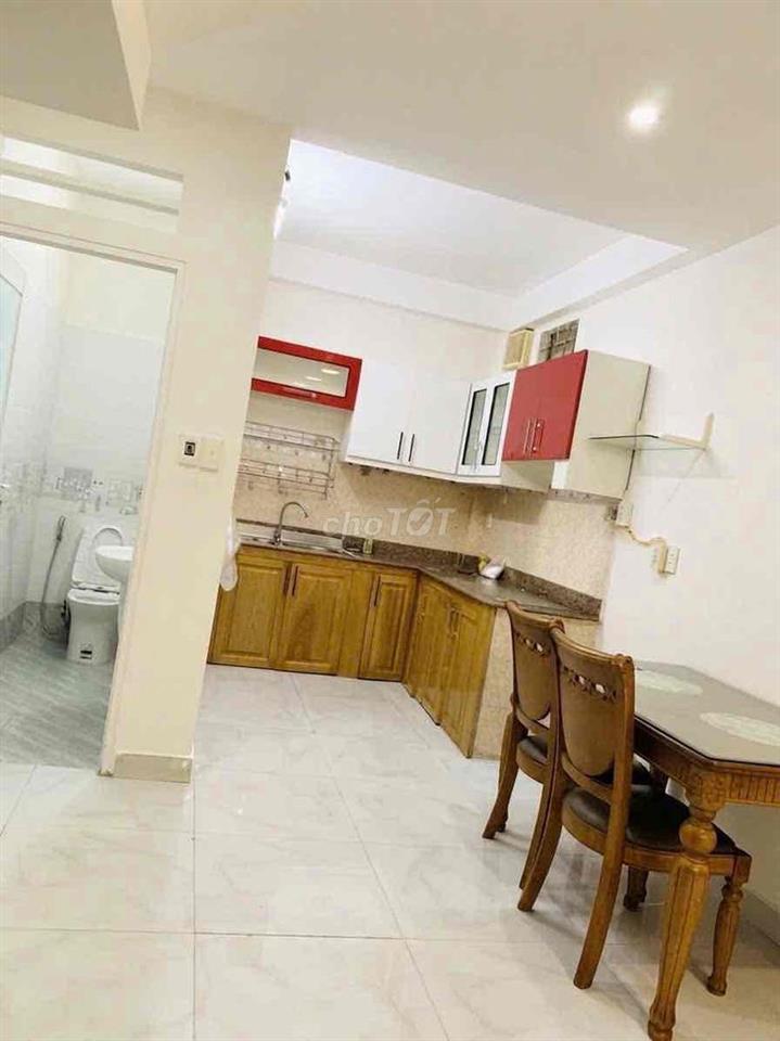 Cho thuê nhà Trệt 2 Lầu, có nội thất - Đỗ Tấn Phong PN