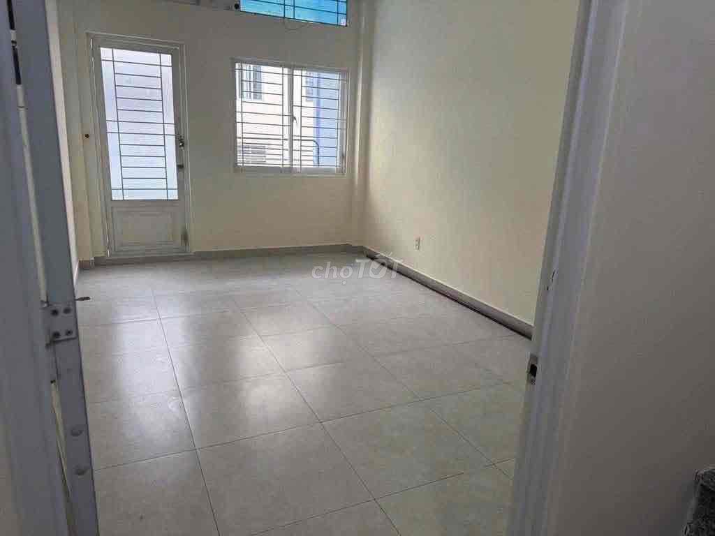 Cho thuê nhà Mới 1 trệt 2 lầu - Kỳ Đồng P9 Quận 3