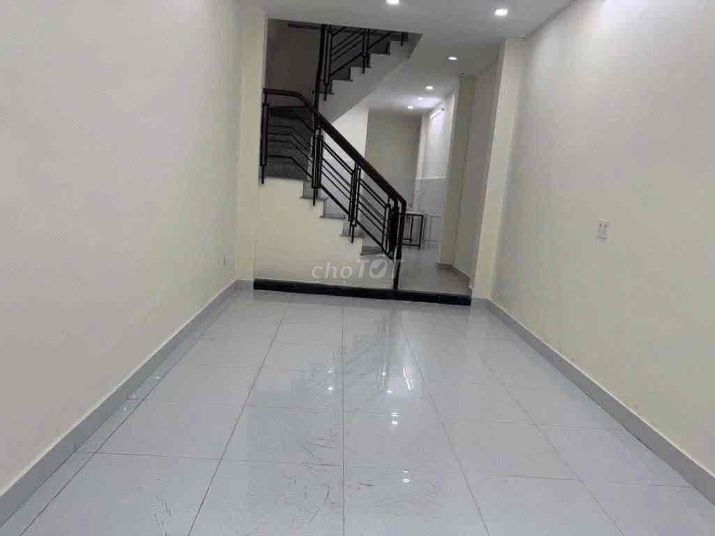 Cho thuê nhà Mới 1 trệt 2 lầu - Kỳ Đồng P9 Quận 3