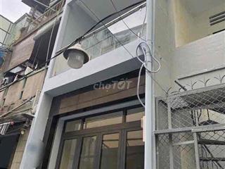 Cho thuê nhà Mới 1 trệt 2 lầu - Kỳ Đồng P9 Quận 3