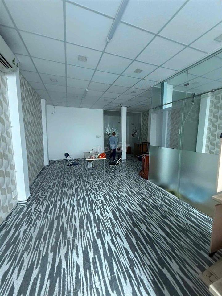 Cho thuê toà nhà Văn Phòng, trệt 3 lầu - Gần sb Tân Sơn Nhất