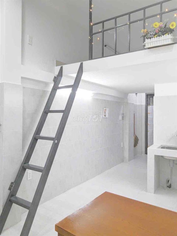 Cho thuê nhà Mới Đẹp Phú nhuận, nhà 1 trệt 1 lầu + gác, sân thượng