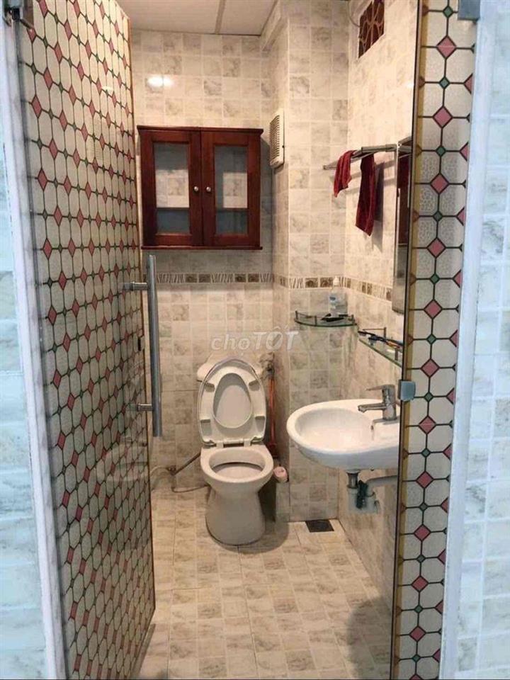 Cho thuê nhà Mới 1 trệt 1 lửng 2 lầu sân thượng - Lê Văn Sỹ, Phú Nhuận