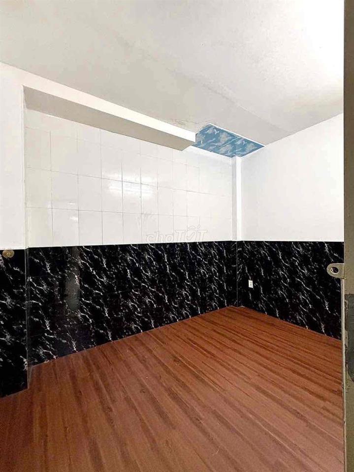 Cho thuê nhà hẻm xe hơi, 3PN 3VS - Trường Chinh P14 TB