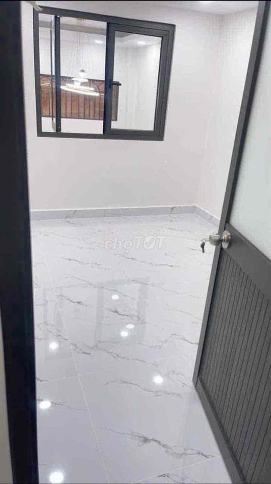 Cho thuê nhà Huỳnh Văn Bánh Phú Nhuận - HXH, nhà 1 trệt 2 lầu