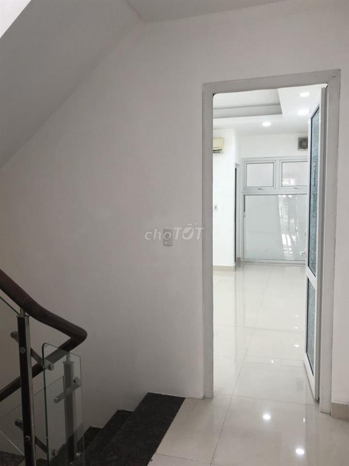 Cho thuê nhà MT 96A Nguyễn Văn Đậu, P.5, Q.Bình Thạnh
