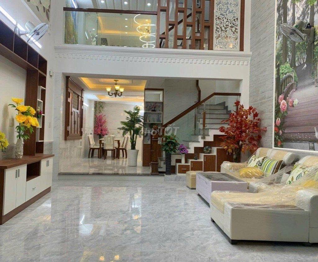 Cho thuê nhà 22B Bạch Đằng, Phường 2, Q.Tân Bình thông ra Trường Sơn.