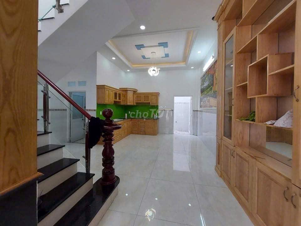 Cho thuê nhà MT 112A Đào Duy Anh, P.9, Q.Phú Nhuận gần Hồ Văn Huê
