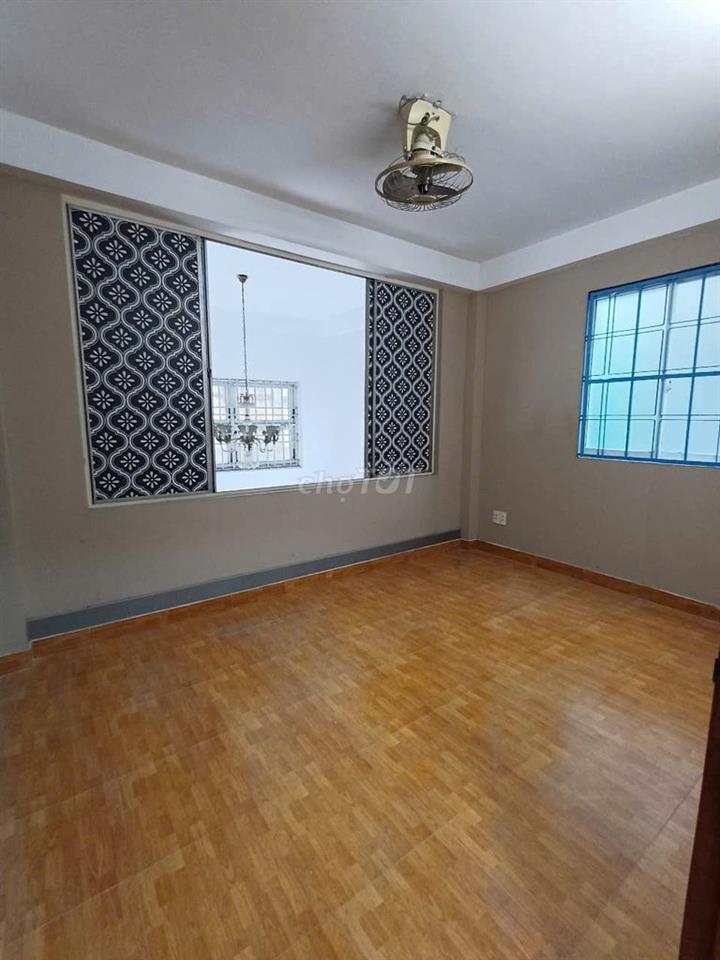 NHÀ GÓC HXH NGUYỄN KIỆM, PN, 75M2 | 4 TẦNG | 4PN CHỈ 75TR THƯƠNG LƯỢNG