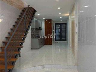 CHO THUÊ NHÀ HXH HUỲNH VĂN BÁNH, Q. PN, 56M2. 3 TẦNG | VỪA Ở + KD