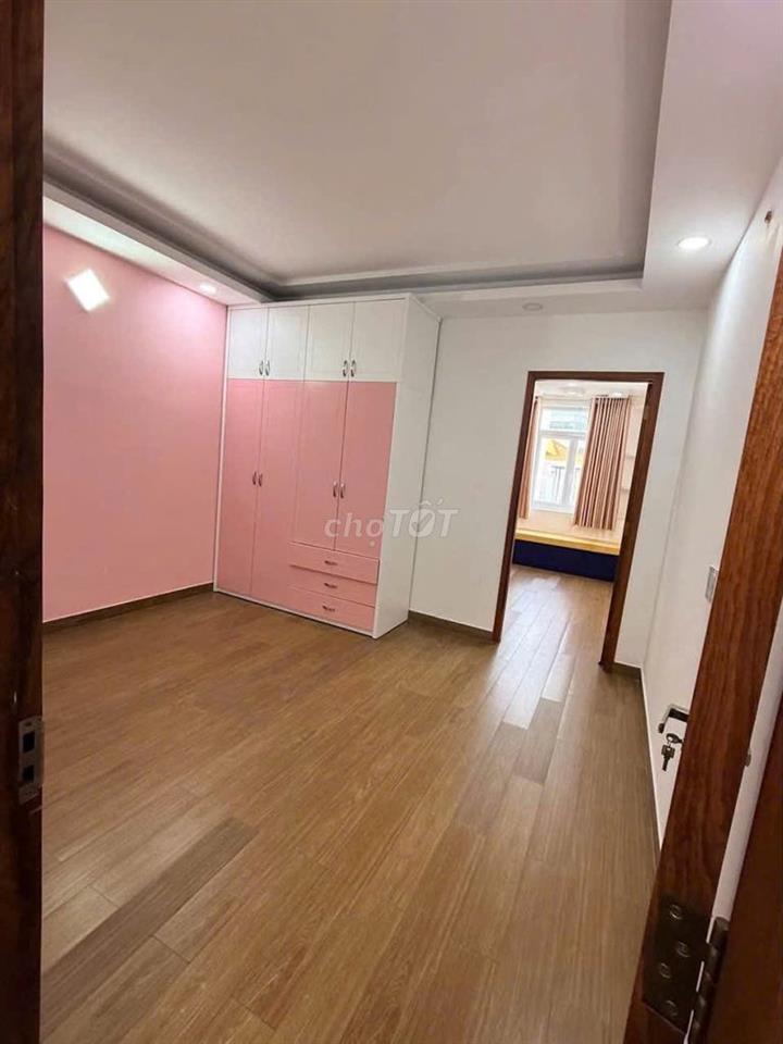 NGUYỄN VĂN TRỖI – Q PN | NGANG 8M | 8PN FULL NỘI THẤT – SẴN DÒNG TIỀN.