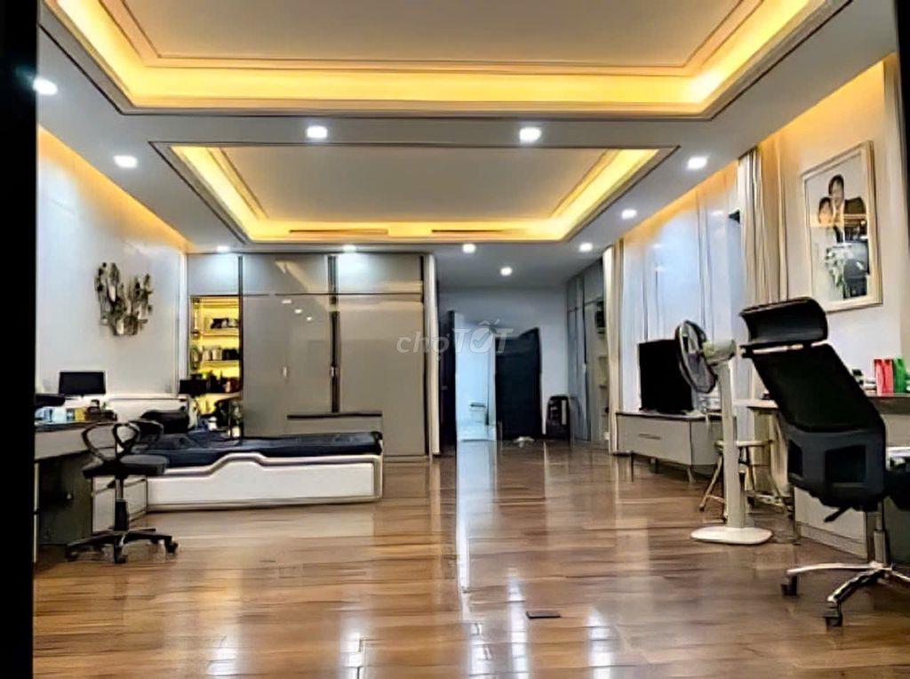 Cần cho thuê Biệt Thự MT Đ.Trần Bình Trọng P.5 Q.Bình Thạnh 