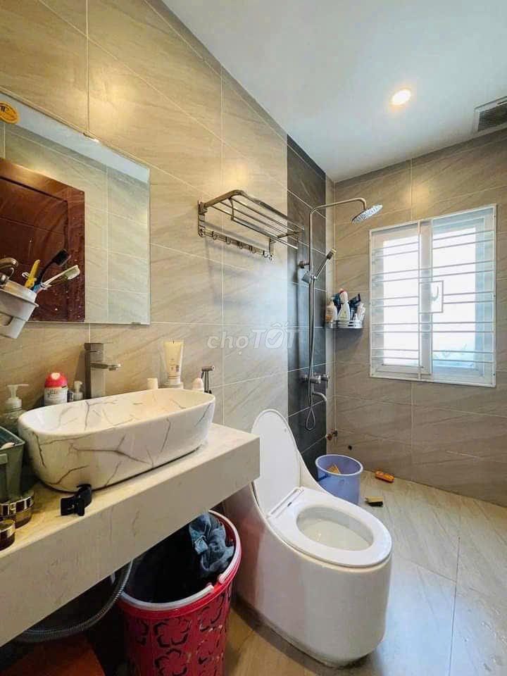 Cho thuê nhà hẻm ô tô 273/5A Nguyễn Văn Đậu, P.6, Bình Thạnh
