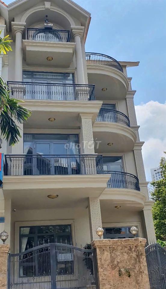 Cần cho thuê Villa mới đẹp HXH 338/2A Nguyễn Xí P.13 Q.Bình Thạnh