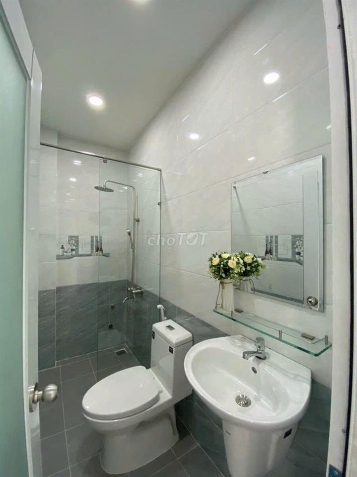 Cần cho thuê nhà MT 109A Hoa Lan P.2 Q.Phú Nhuận