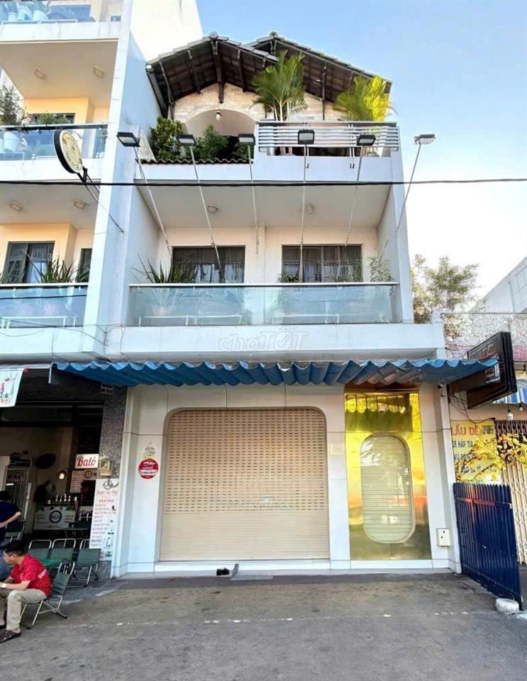 Cần cho thuê nhà MT ngang 8m 91A Đ.Nguyễn Trọng Tuyển P.15 Q.Phú Nhuận