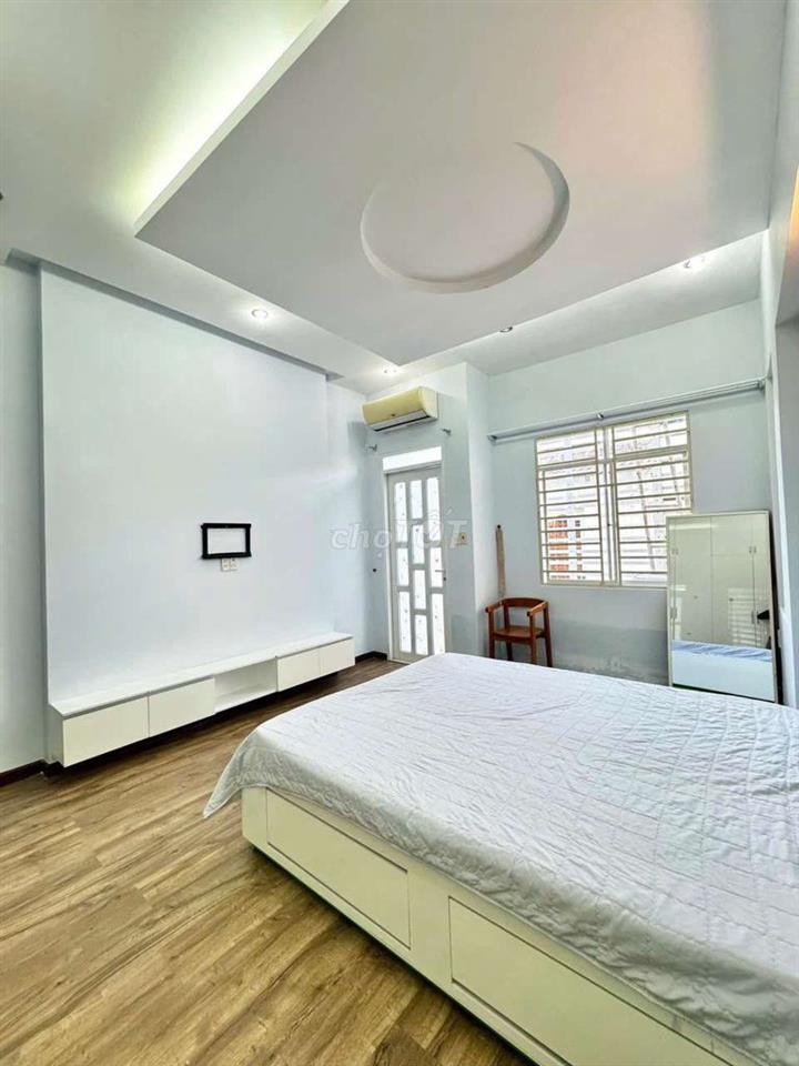 Cho thuê nhà MỚI TINH full Nội thất, 80m2, BT 