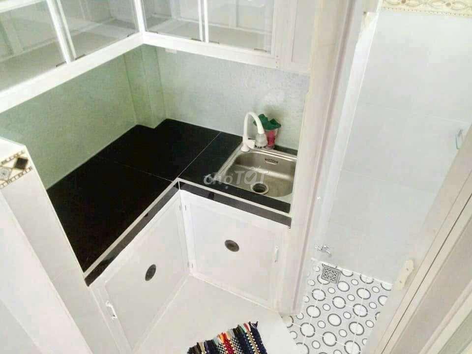Nhà MỚI! 3pn, 2wc. Bình thạnh. Giá chỉ 8 triệu 