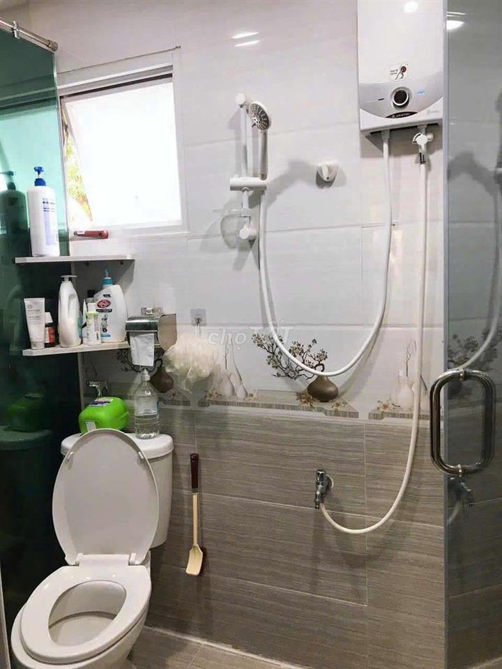 Nhà 2pn, 3wc, full nội thất chỉ 10 tr, Phú Nhuận 