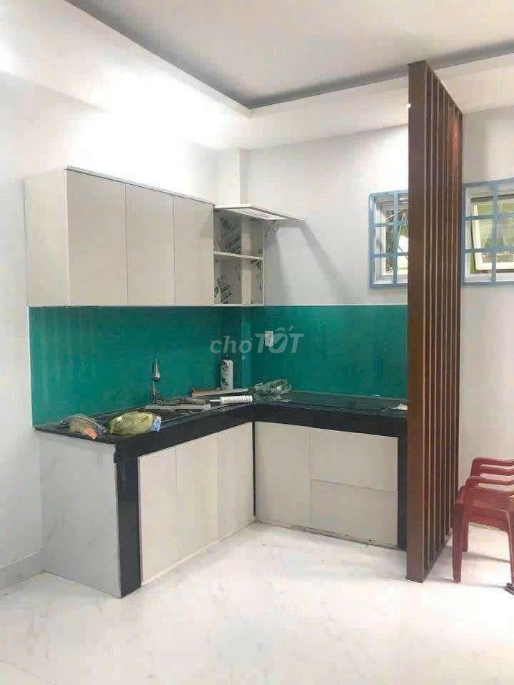 Nhà 2pn, 3wc, full nội thất chỉ 10 tr, Phú Nhuận 