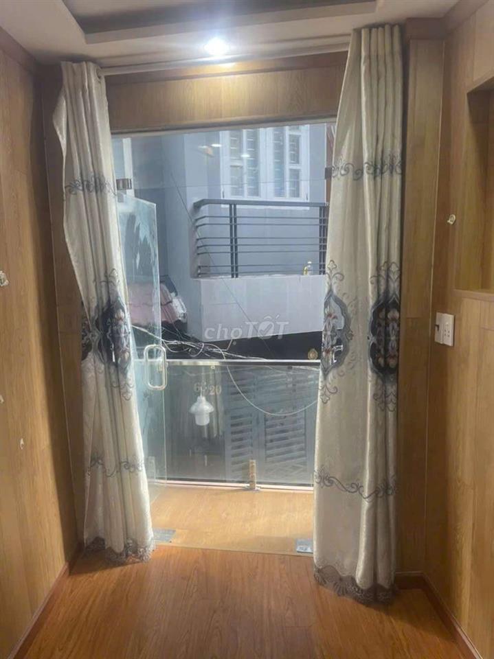 Nhà nhỏ Xinh Q1, 2pn chỉ 6 triệu 