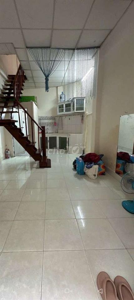 Nhà chỉ 5,5 triệu, 45m2, ngay QUẬN 10