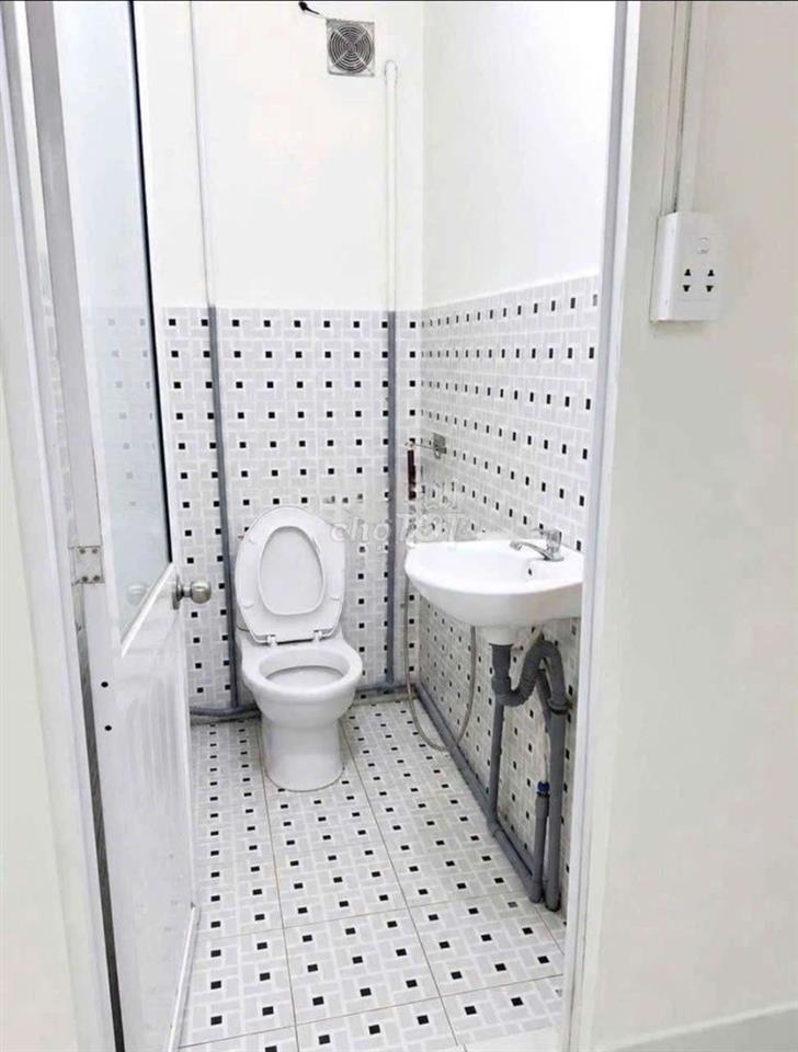 Nhà 2PN, 2WC, HXH, NHÀ ĐẸP CHỈ 10 TRIỆU 