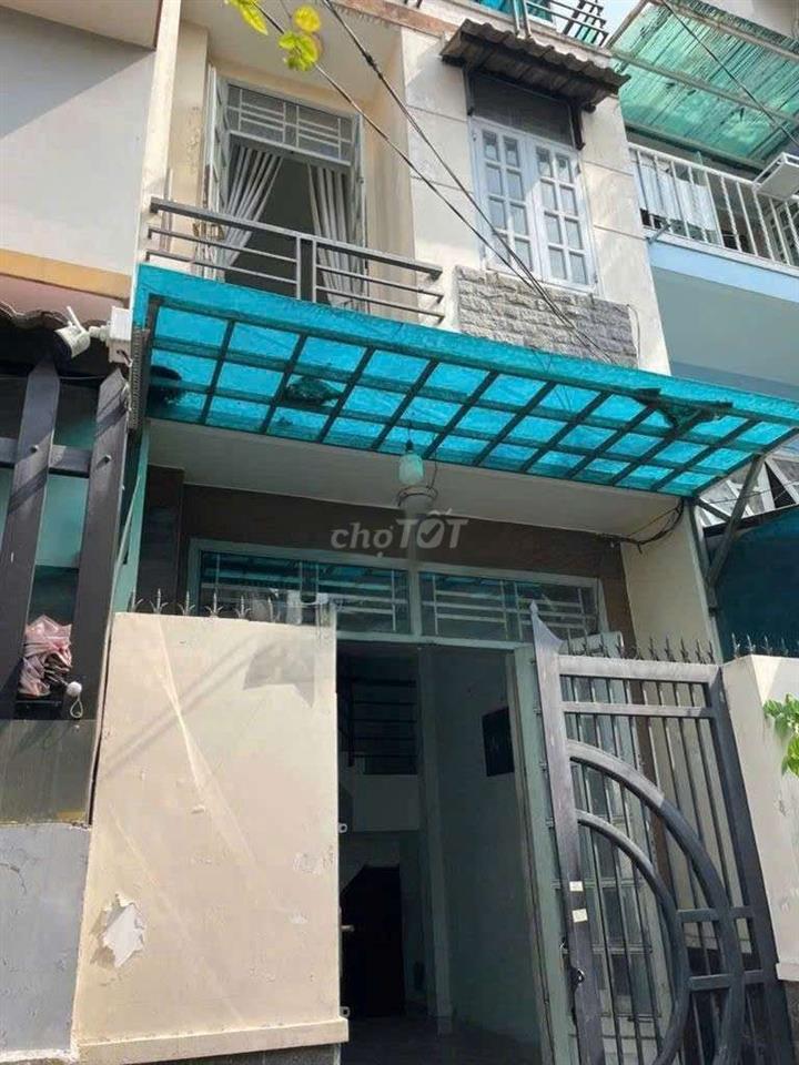 Nhà 3 tầng, 105m2, 2pn. Bình thạnh 