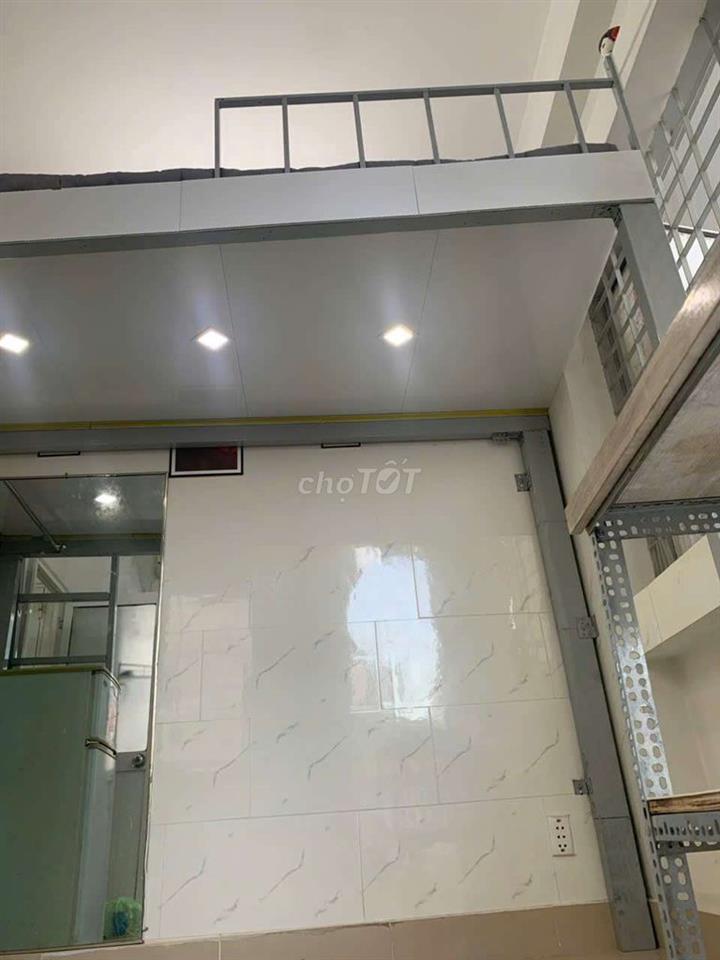 Phòng trọ 18m2, full nội thất, 3.5 triệu. Bình thạnh 
