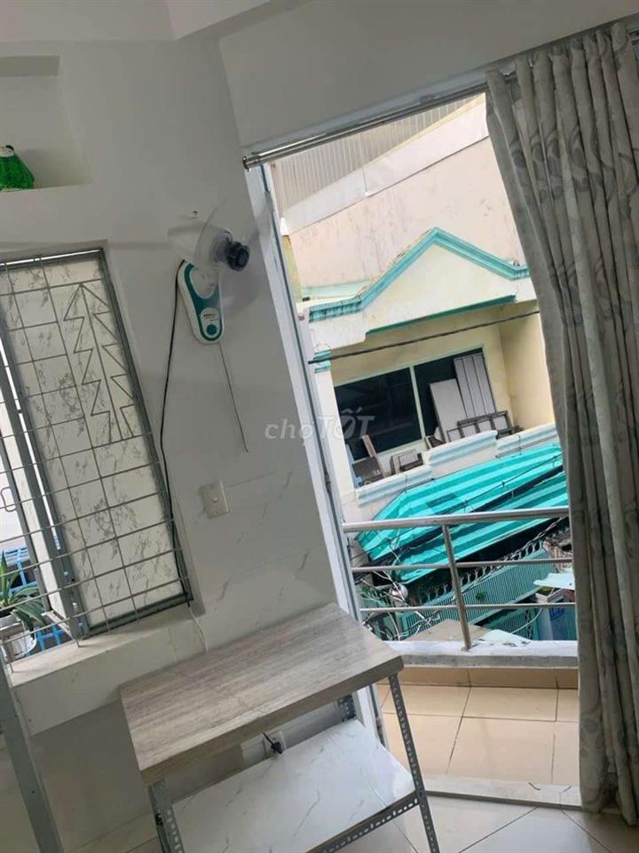 Phòng trọ 18m2, full nội thất, 3.5 triệu. Bình thạnh 