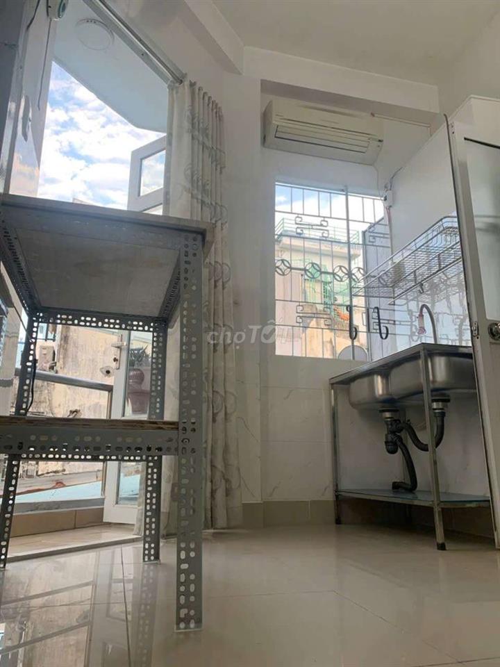 Phòng trọ 18m2, full nội thất, 3.5 triệu. Bình thạnh 