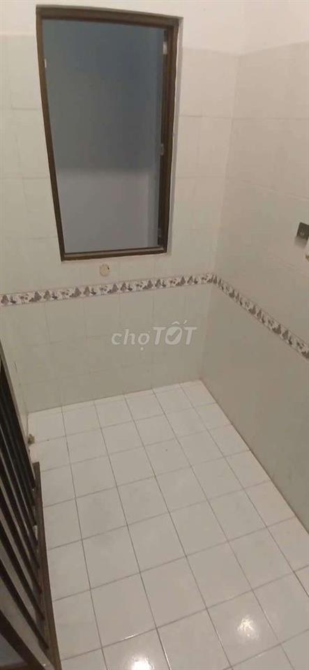 NHÀ 3PN, 3WC, SD 98m2, ngay Hàng xanh, BT 
