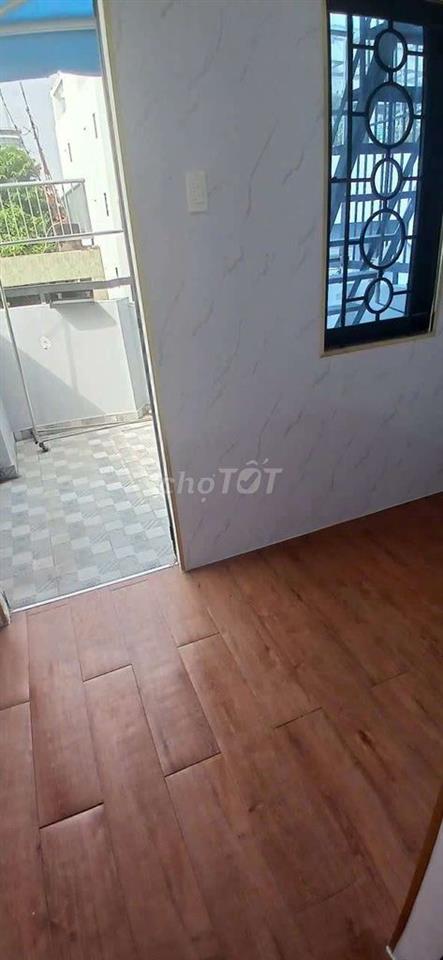 NHÀ 3PN, 3WC, SD 98m2, ngay Hàng xanh, BT 