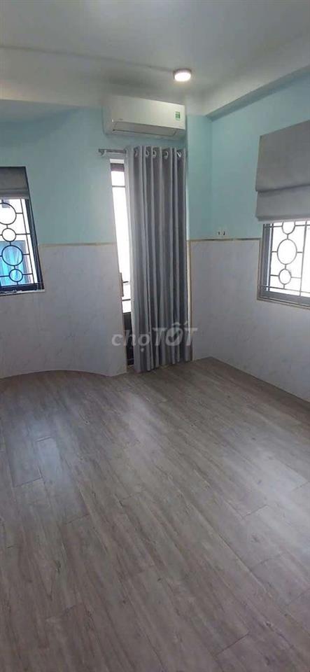 NHÀ 3PN, 3WC, SD 98m2, ngay Hàng xanh, BT 