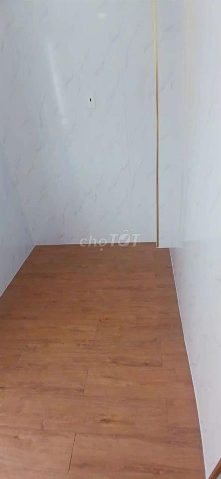 NHÀ 3PN, 3WC, SD 98m2, ngay Hàng xanh, BT 
