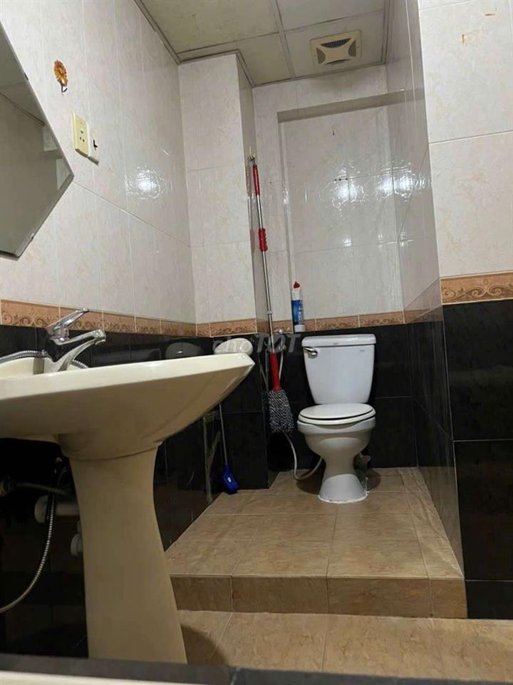 PHÒNG 40M2, 3 NGƯỜI Ở, CÓ BAN CÔNG, Bình thạnh 
