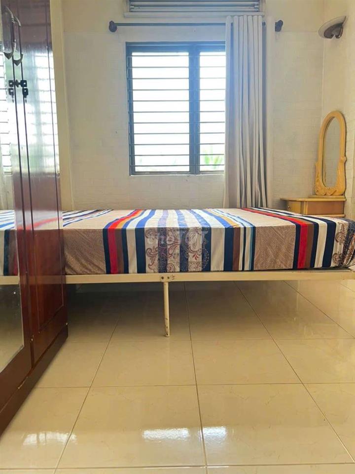 PHÒNG 40M2, 3 NGƯỜI Ở, CÓ BAN CÔNG, Bình thạnh 