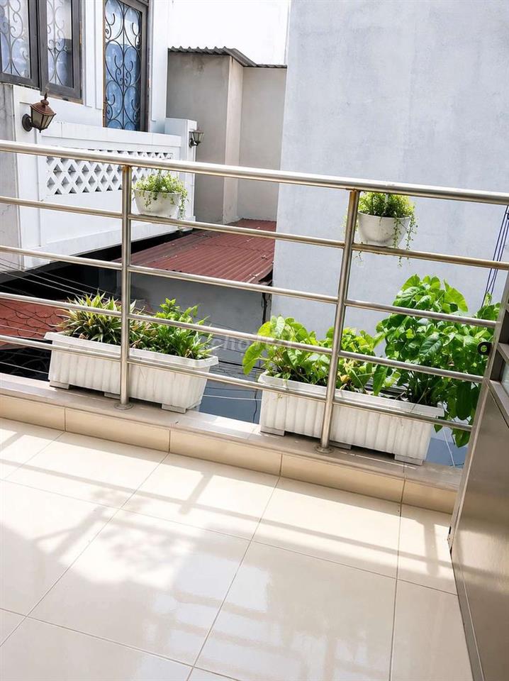 PHÒNG 40M2, 3 NGƯỜI Ở, CÓ BAN CÔNG, Bình thạnh 