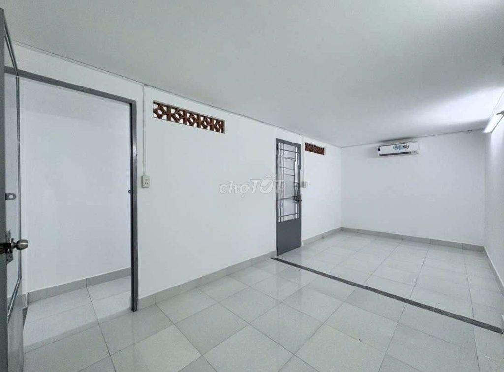 Nhà HẺM XE TẢI, SD 168M2, KD VP CTY. BÌNH THẠNH 