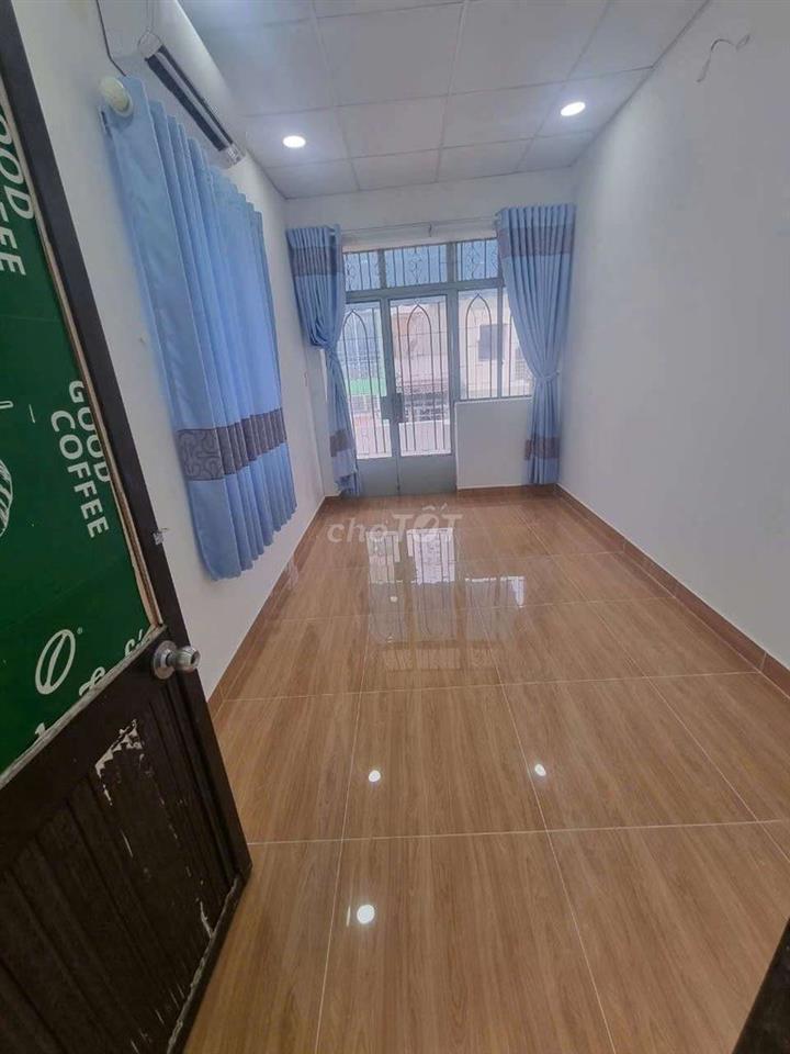 NHÀ 3PN, 3WC , 3 TẦNG SD 150M2. Q1