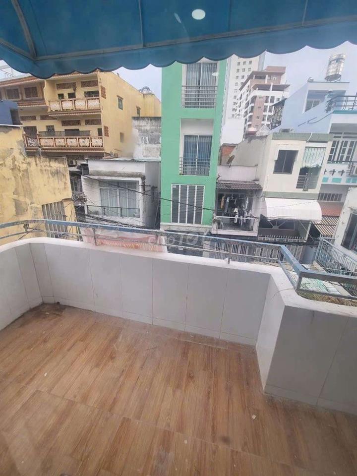 NHÀ 3PN, 3WC , 3 TẦNG SD 150M2. Q1