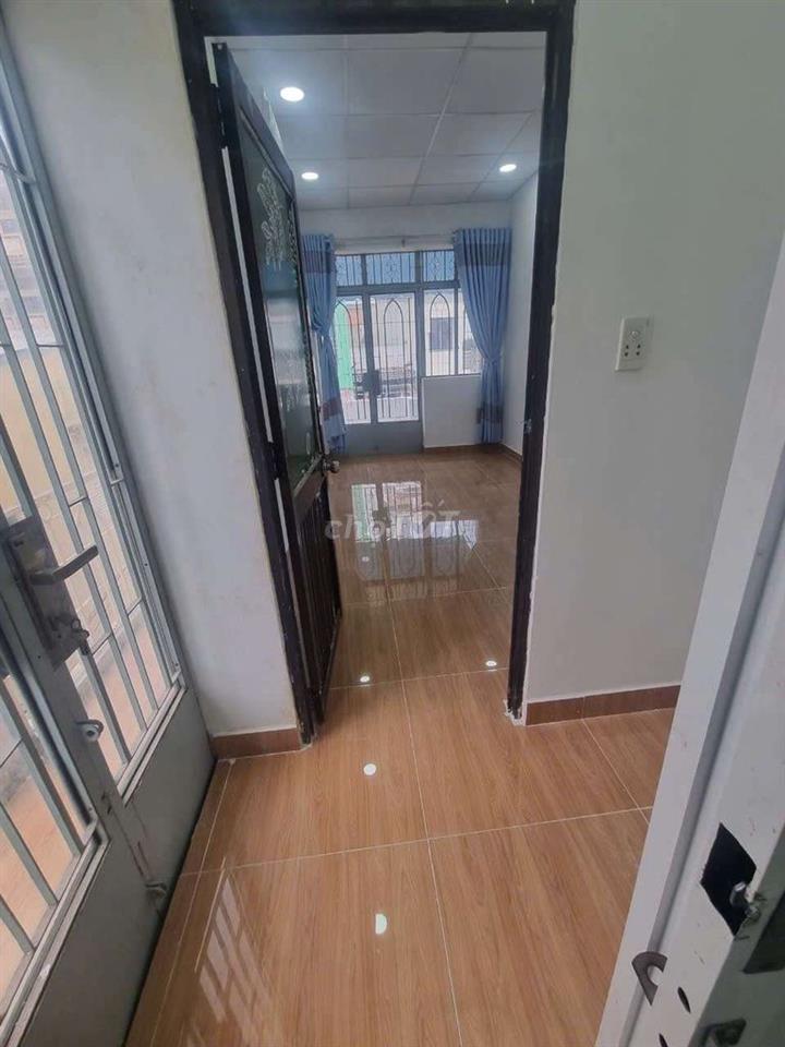 NHÀ 3PN, 3WC , 3 TẦNG SD 150M2. Q1