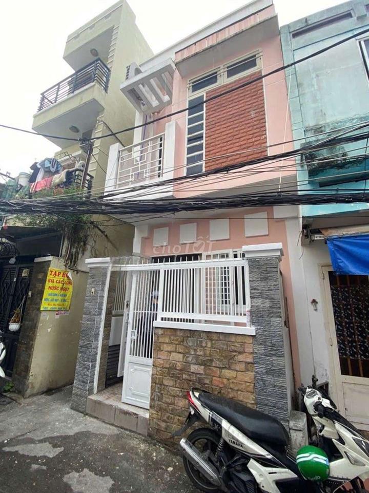 Nhà mới 2PN, 2WC. NGAY Q1