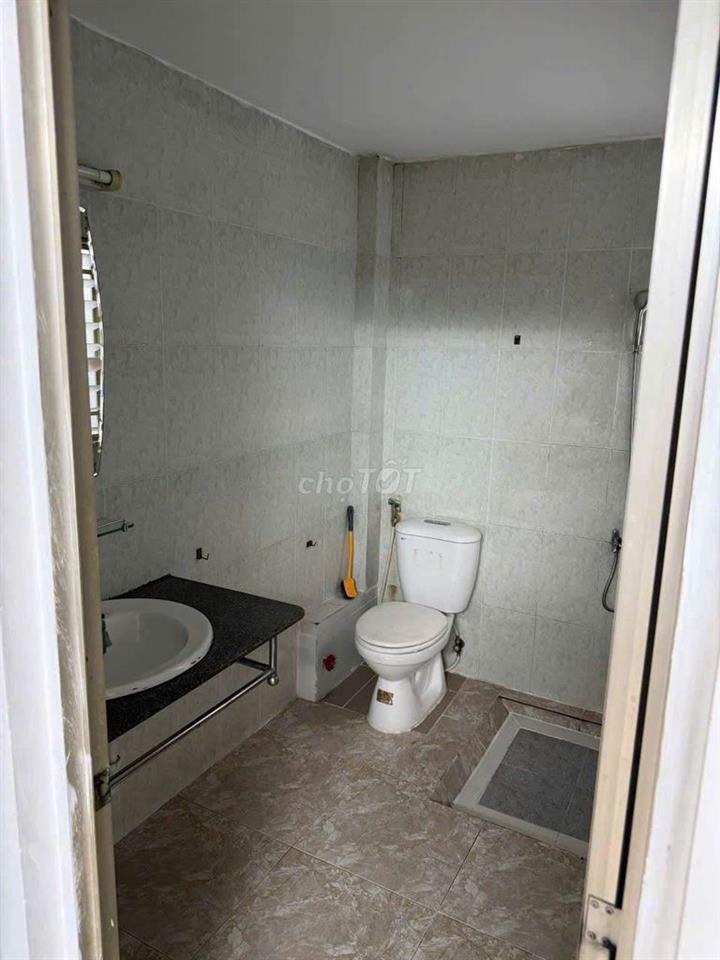 Nhà 4PN, 3WC. SD 96M2 gần BXMĐ cũ. Bình Thạnh 