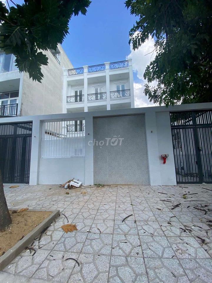 MB vừa KD(cafe, trà sữa...), vừa ở 80m2. Thủ Đức. 