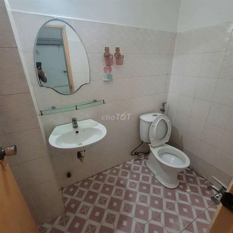Nhà Bình Thạnh, 2PN 2WC 9TR gần HXH 
