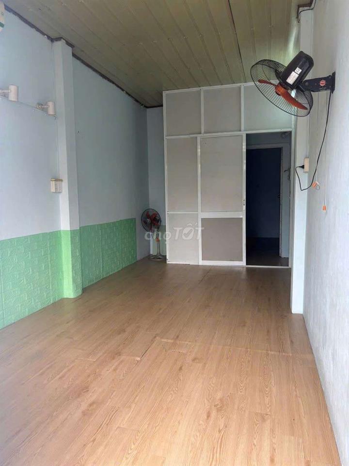 Cho thuê nhà 2 phòng ngủ/  7,5 triệu. ở cầu Điện Biên Phủ, Bình Thạnh 