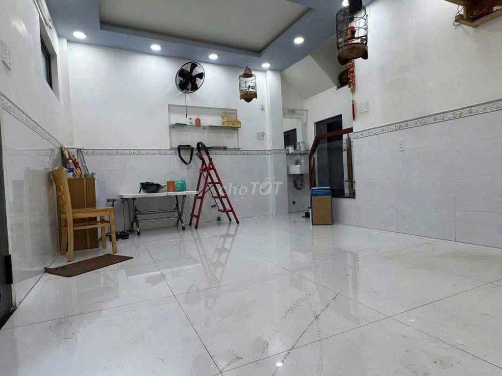 CHO THUÊ NHÀ NGUYÊN CĂN VÕ DUY NINH, BÌNH THẠNH – 6X5M/ 2PN, 3WC/ 14TR