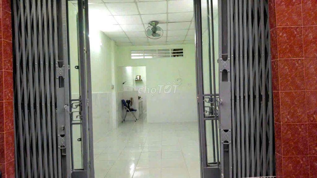 Cho thuê nhà riêng 1 trệt 1 lầu/ 9 triệu ngay Phố Ẩm Thực Bàn Cờ 